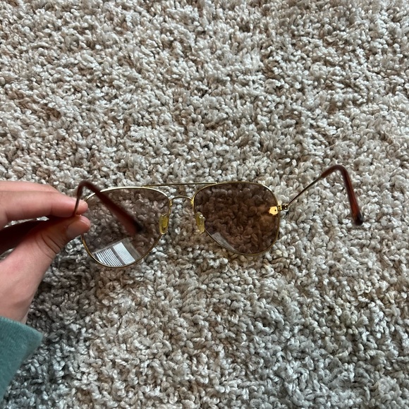 RayBan Sunnies - Picture 7 of 10